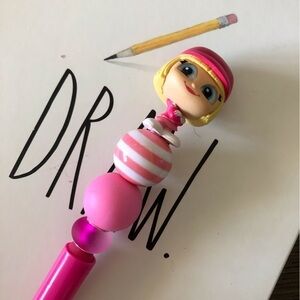 Disney Doorables: Wreak it Ralph: Taffyta Muttonfudge handmade beaded pen